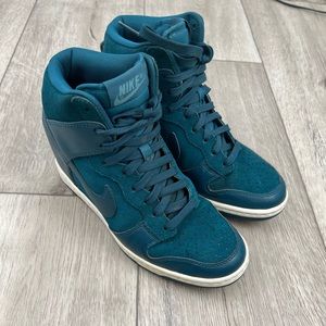 Nike Dunk Women’s Ski Hi Essential 528899-300 Wedge Blue Suede Sneakers Size 7.5